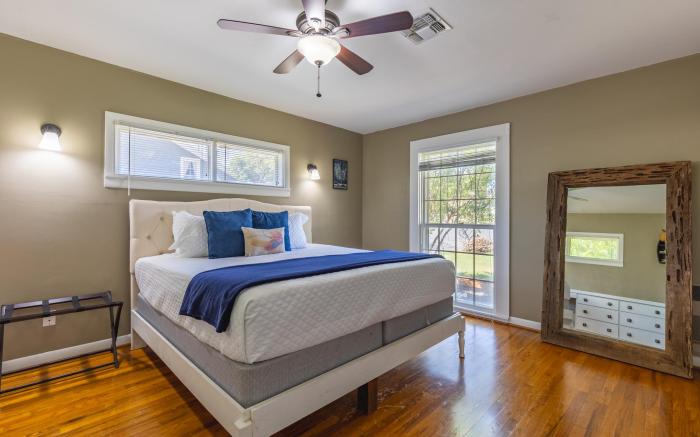 Two Unit Oasis with Two Hot Tubs