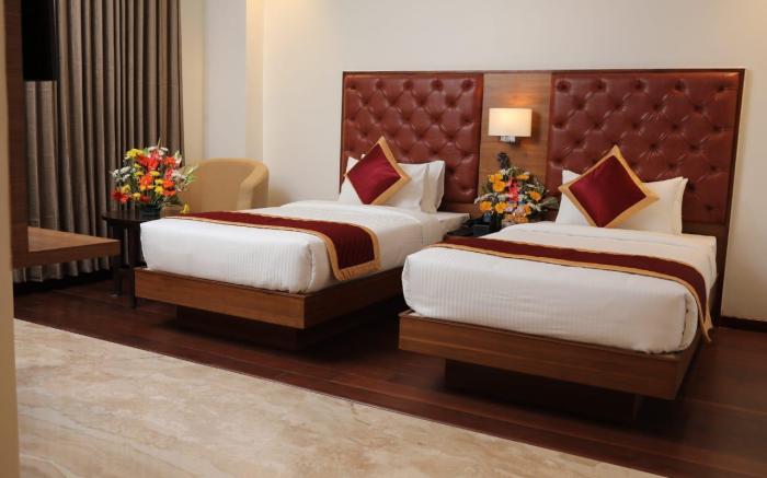 ICON GRAND HOTEL BY BHAGINI
