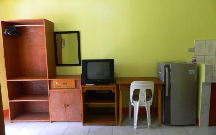 M and E Guesthouse