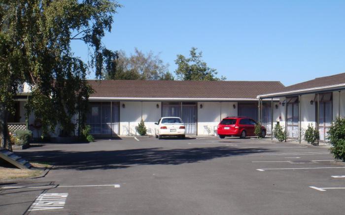 Acorn Estate Motel