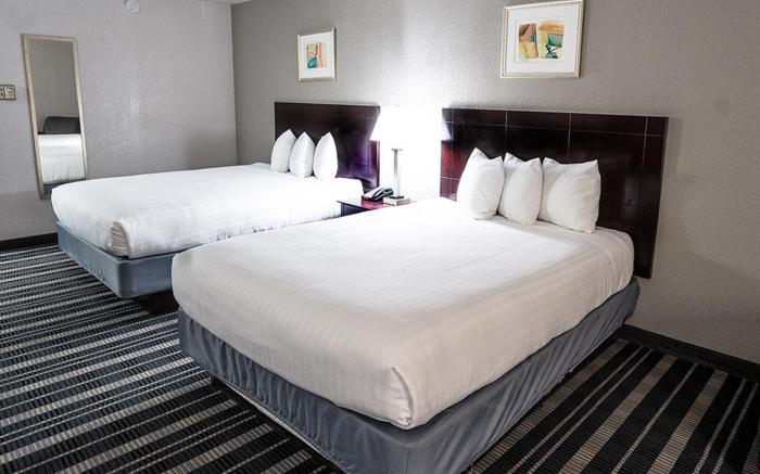 Atrium Hotel and Suites DFW Airport