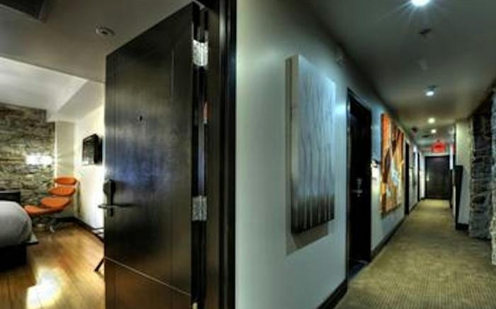 Le Petit Hotel Montreal