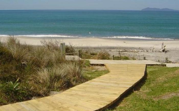 Bowentown Beach Holiday Park and Motels