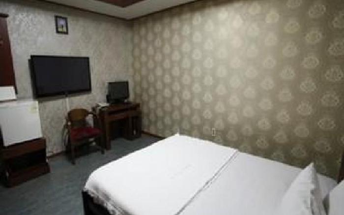 Goodstay Galleria Motel