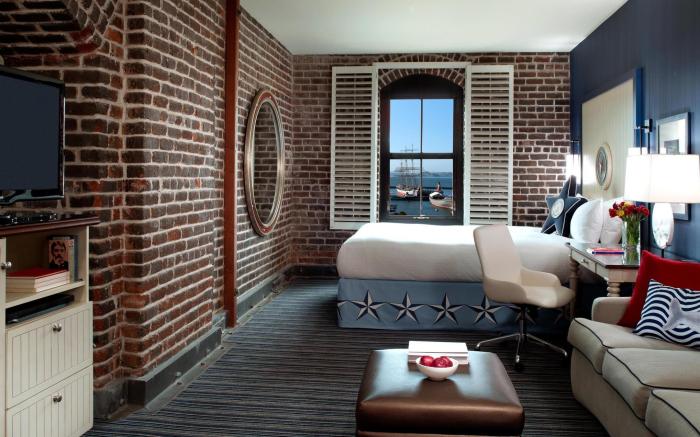 Argonaut Hotel