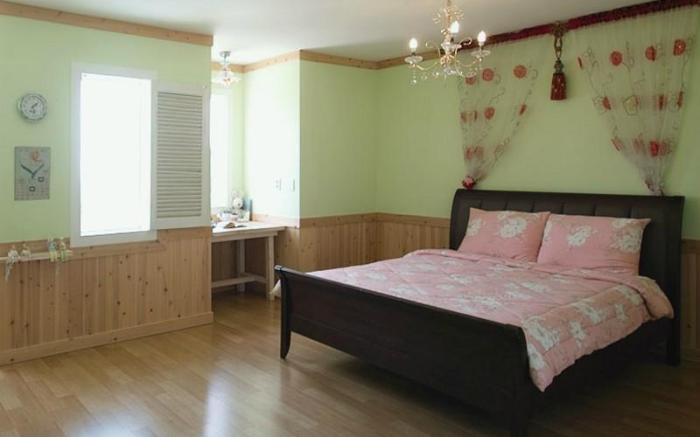 Bins House Pension