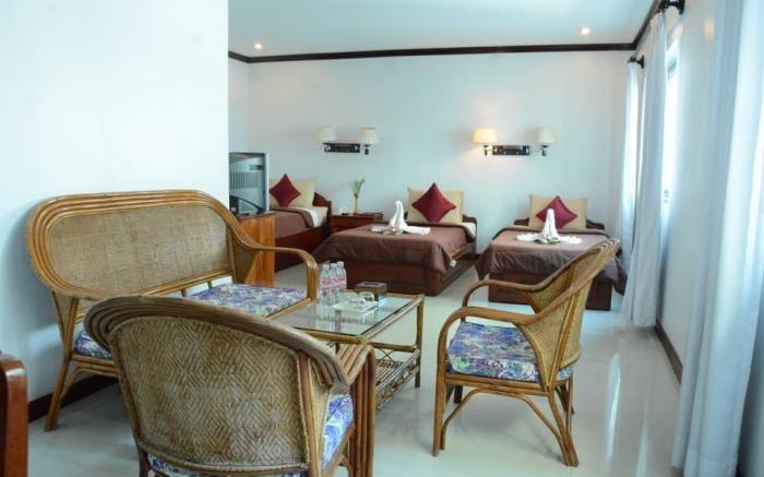 Mom's Guesthouse