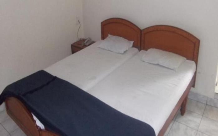 Hotel Suraj Classic