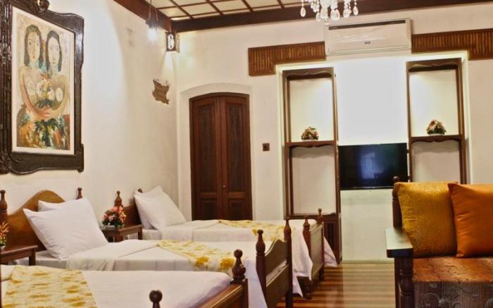 Sulyap Bed & Breakfast – Casa de Alitagtag Boutique Hotel