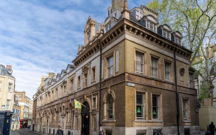 YHA London St Pauls Hostel