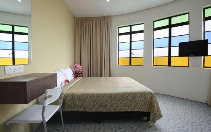 Swing & Pillows @ Grand Inn George Town Penang 