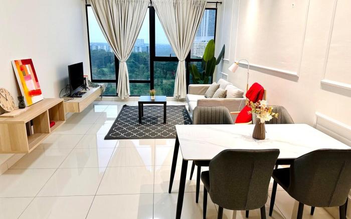 Mosaic Deluxe 2+1 BedRoom European Styled 6-10pax