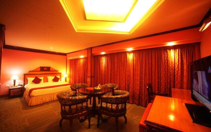 The Surya, Cochin