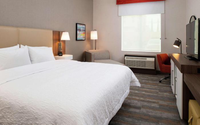 Hampton Inn & Suites Buena Park