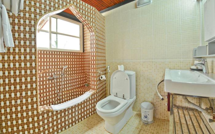 Tembo House Hotel And Apartments