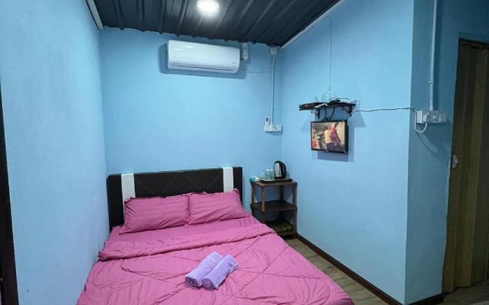 Avina's Standard Room 