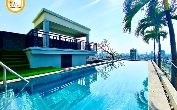 Tokyo Boutique Front Beach Hotel