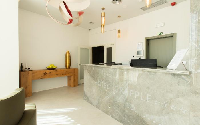 Grapple Hotel & Spa