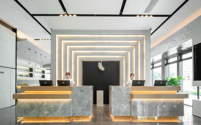 Atour Hotel Jiangyin Zhongyi Street Yaohan Department