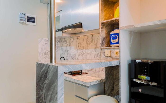 Homey Minimalist 1BR Royal Sentul Park By Travelio