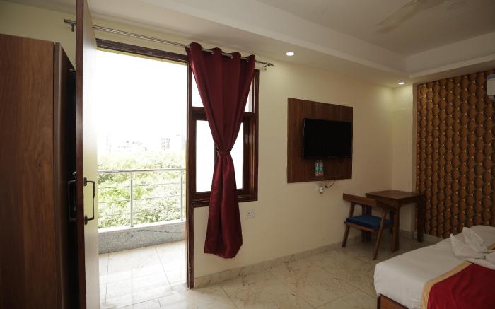 Hotel Anvi Residency Sector 122