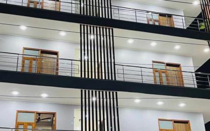 Hotel Anvi Residency Sector 122