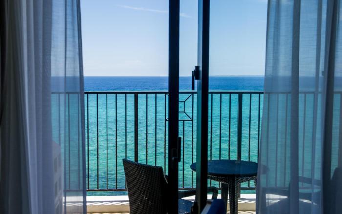 Hotel Monterey Okinawa Spa and Resort