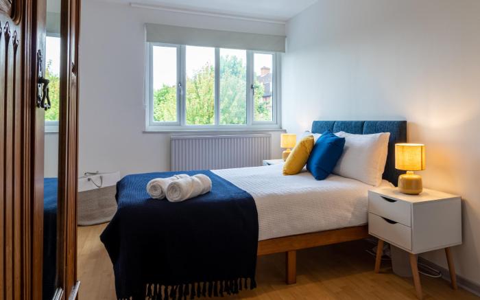 3-bedroom townhouse with the office room in London