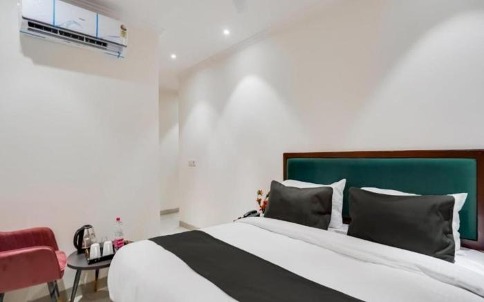 HOTEL IVORY INN AT IGI AIRPORT