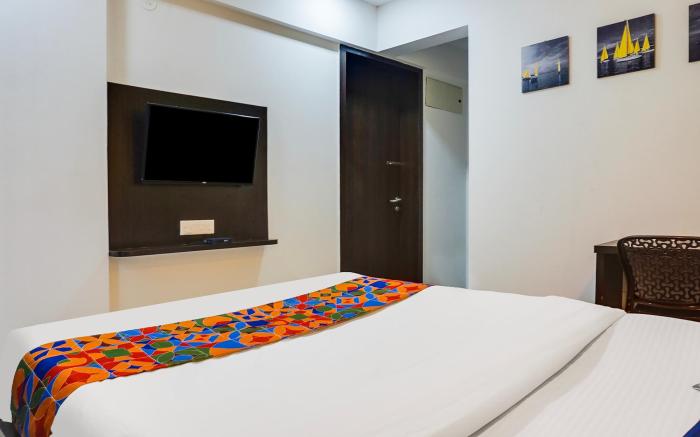 FabHotel The Corporate Hub