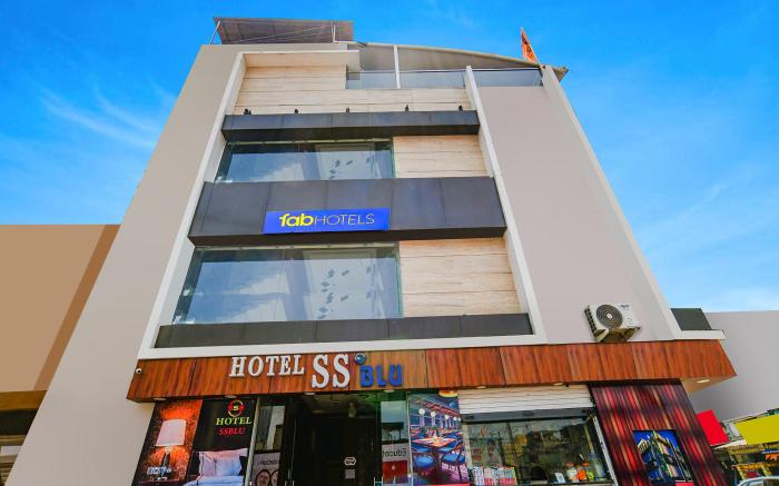 FabHotel SS Blue