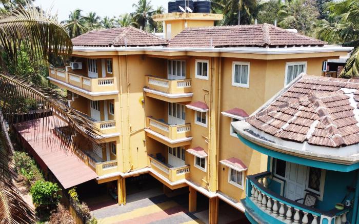 Four Seasons GuestHouse