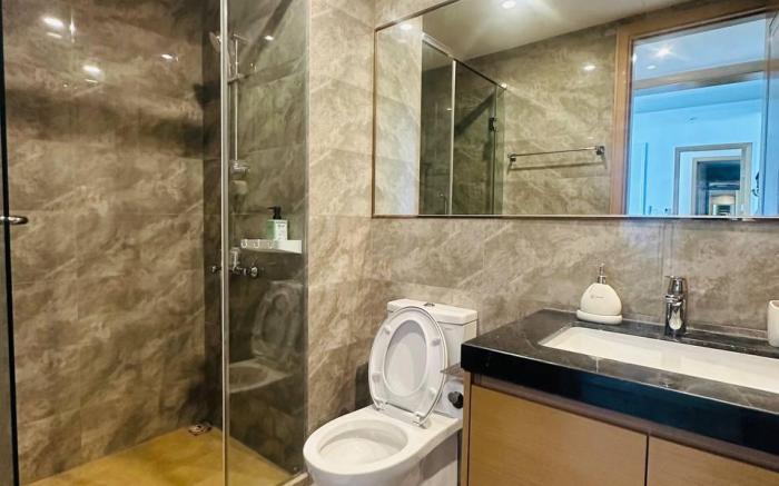 Unblocked Sea view 2BR unit R&F Princess by ANJU