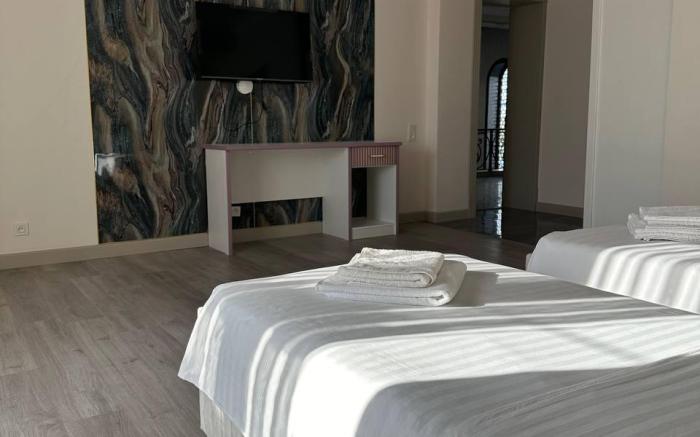 Nur Maskan Hotel