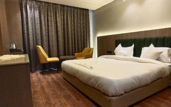 Hotel The Legend