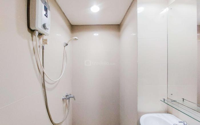 Homey Studio Atria Residences Gading By Travelio