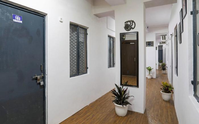 Super Hotel O Malviya Nagar Inn