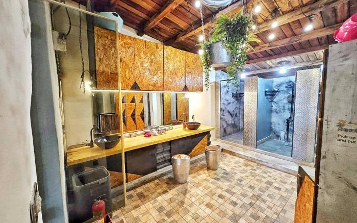 文化旅宿 l 感覺活著 POSSESSION l 恆春風土所 l 背包客棧 l 恆春必住特色旅店