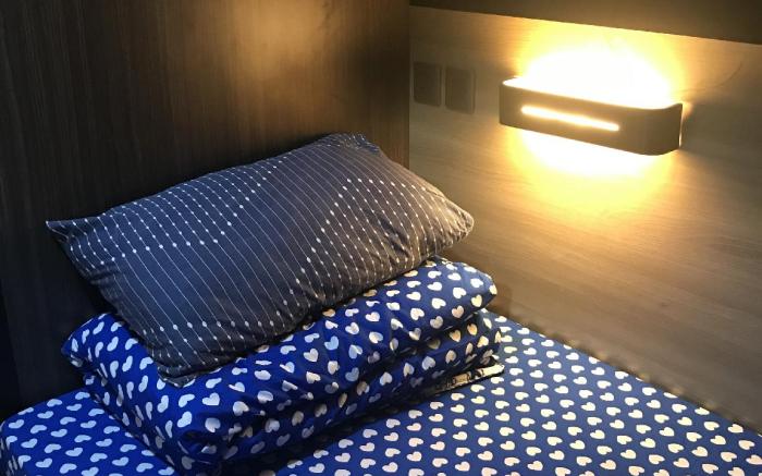 Room for Four (Bunk Bed No. 4) at Exit B1, Jordan MTR Station