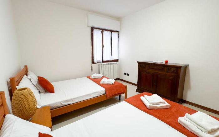 Hellen House by Ca-Sa Check