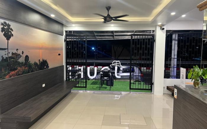 Hotel The Journey Patong New