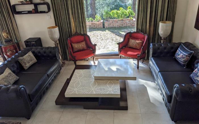 Uncle Bob Villa, Best View In Kasauli 3BDR w/Cook 