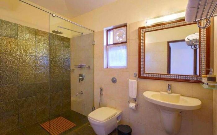 Solace Est 6BR Family Pool Villa Candolim Cook