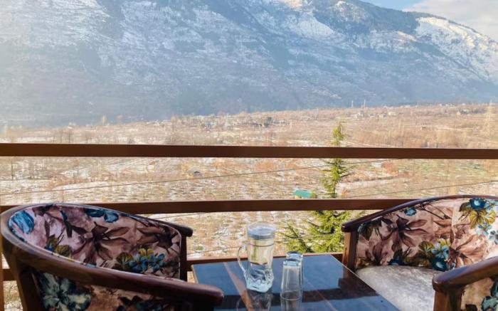 snow Crest Residency(Manali,HP)