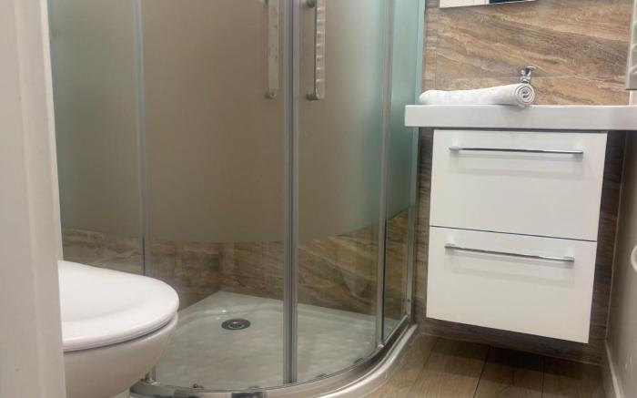 beautiful Modern studio fully Renovated