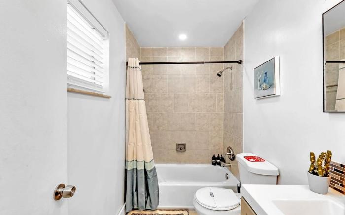 NEW 2 Bed Studio close to Beach & Casino HA04