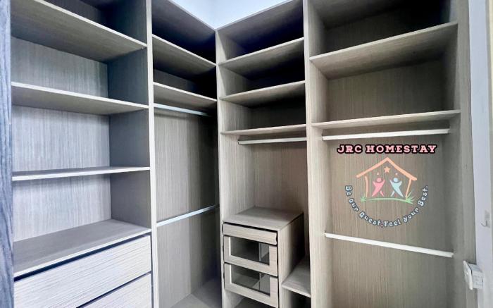 JRC Homestay - SA629 Seri Austin