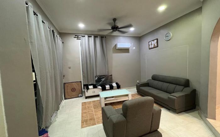 Urban Sanctuary Homestay-10 pax