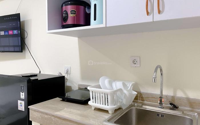 Minimalist Studio Meikarta Apartment By Travelio