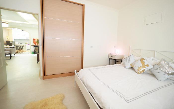 Family-Friendly Stay/8PPL/2 floor/Aug hot sale